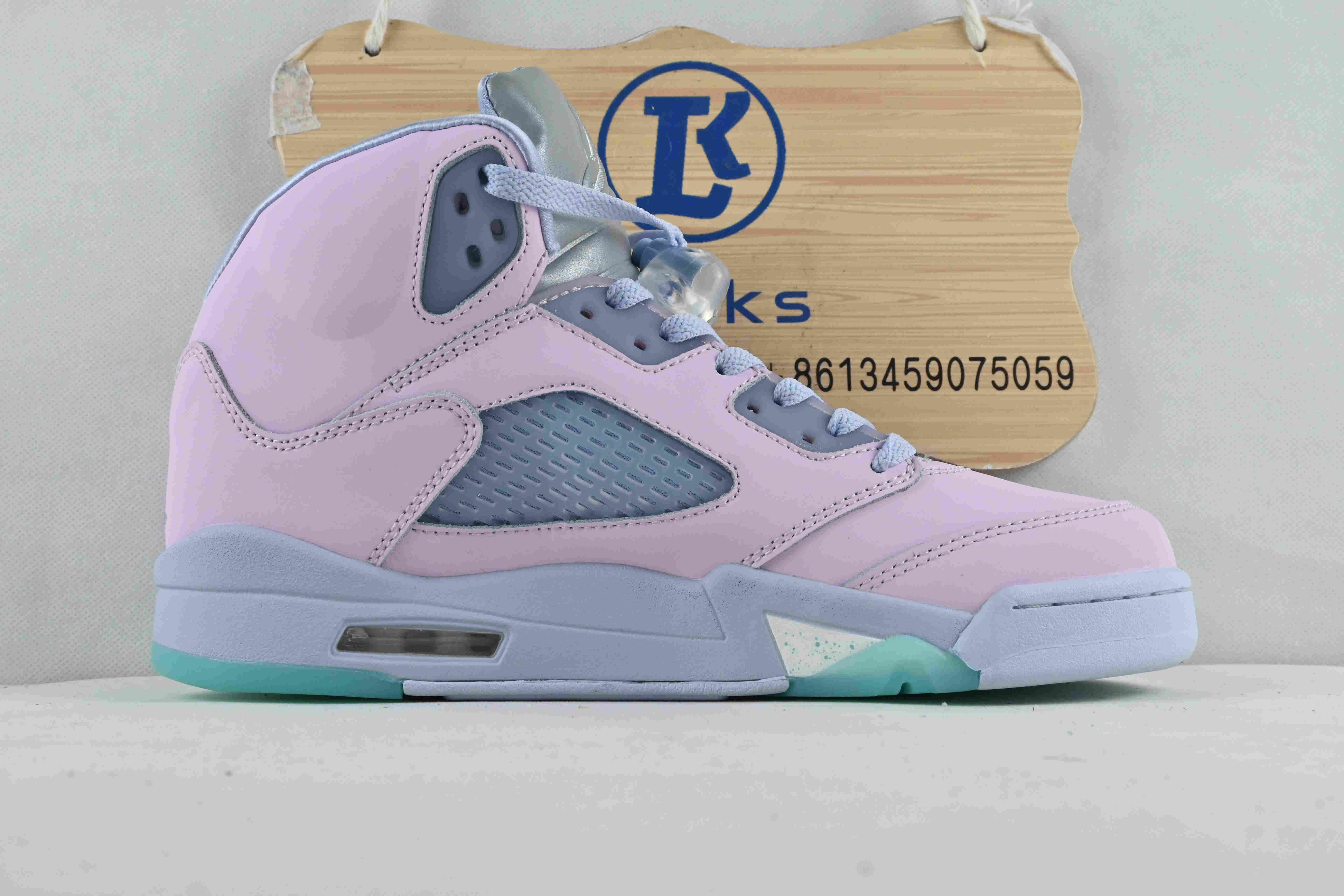 Jordan 5 easter