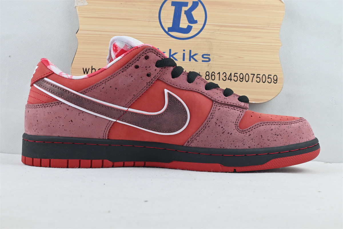 Nike SB Dunk Low “Red Lobster”