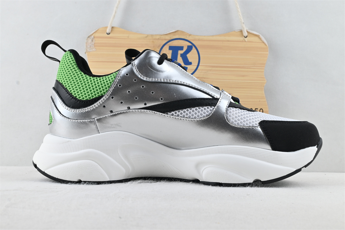 D10r B22 Green Silver