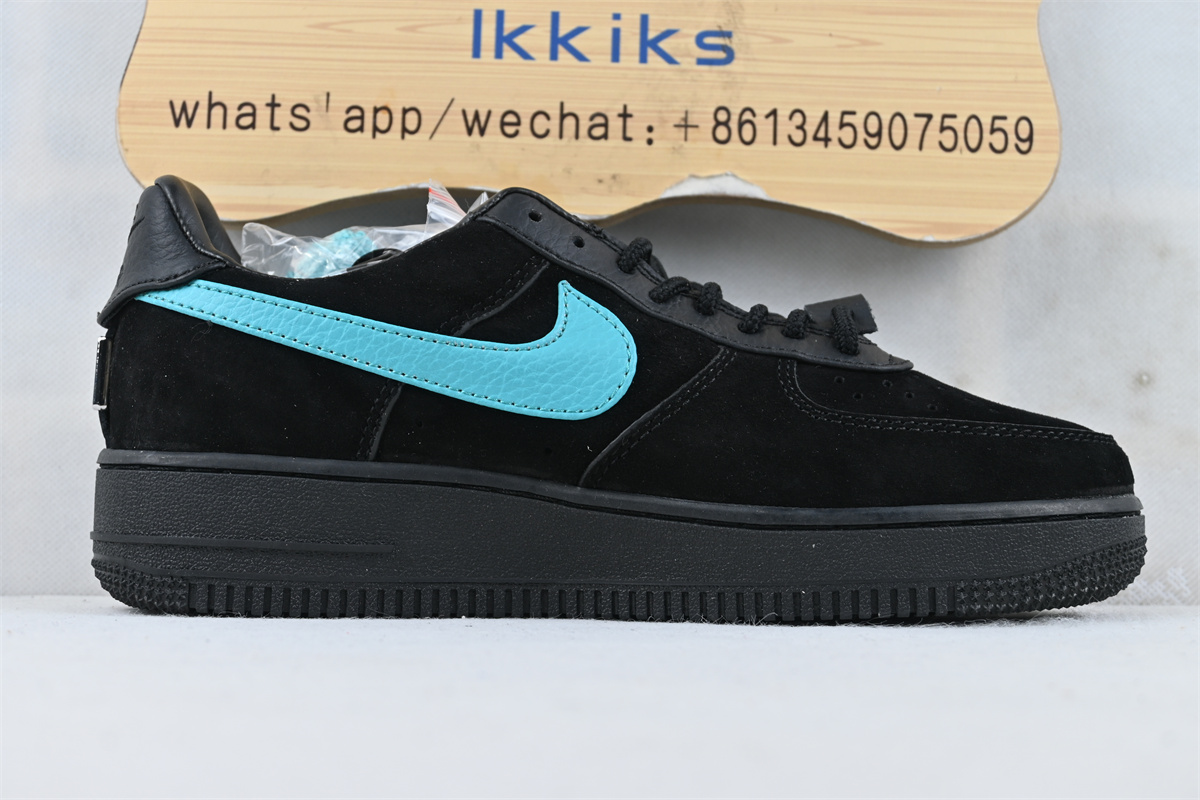 Nike Air Force 1 Low T*f*ny