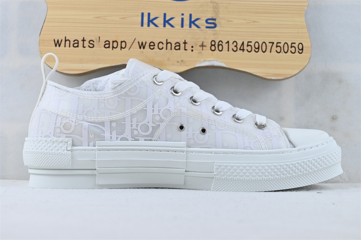 D10r B23 Low Top Oblique