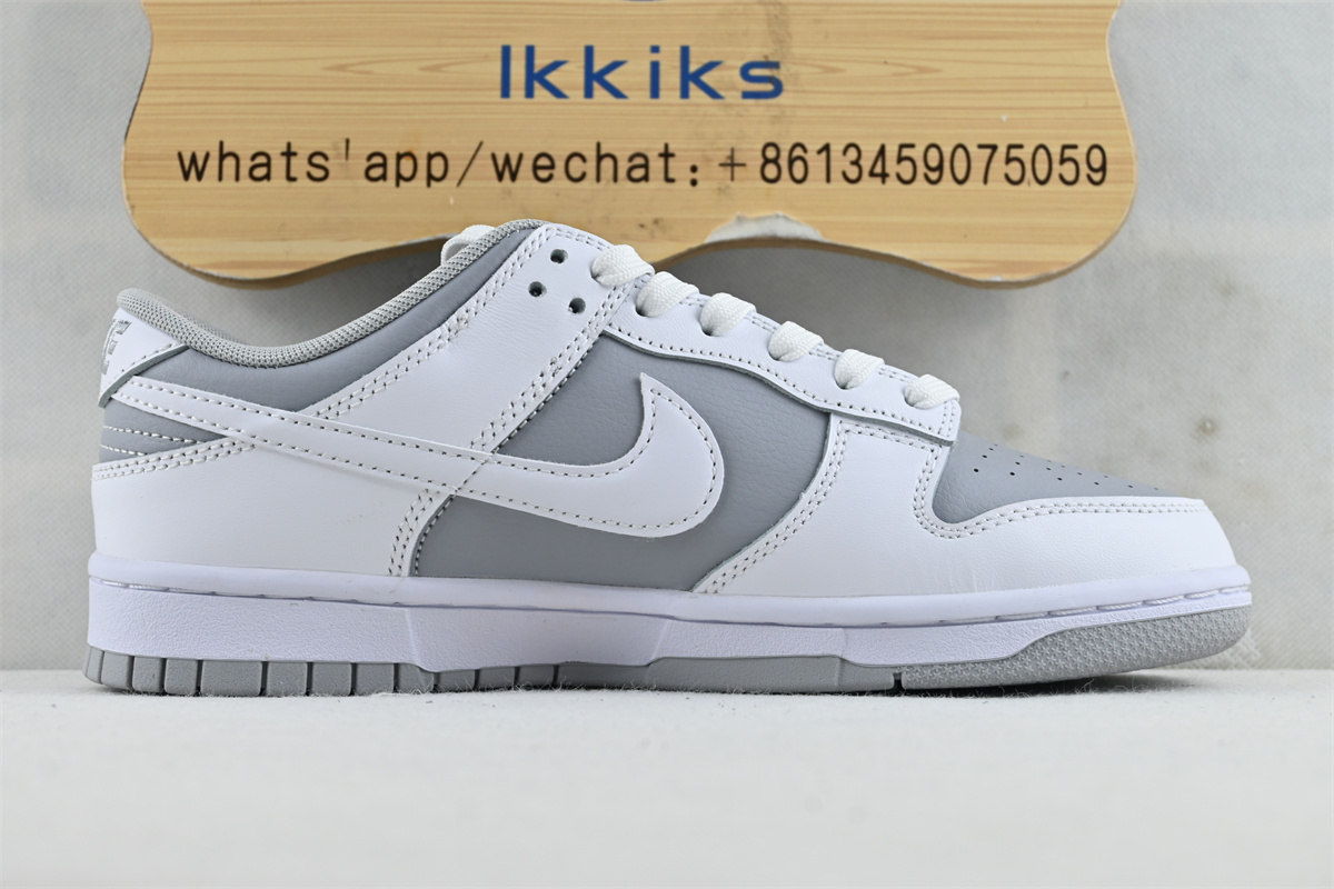 Nike Dunk Low Retro White Grey