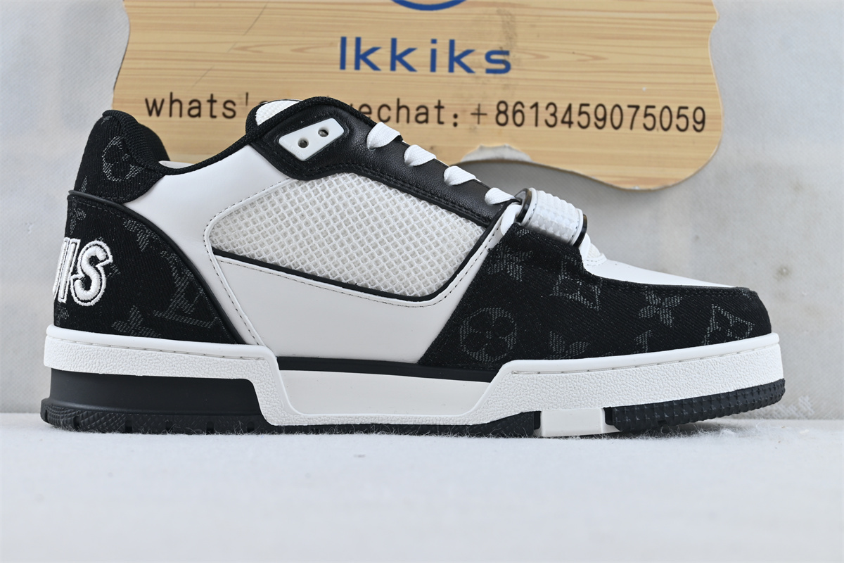 L0vis Vvtt0n LV Trainer Velcro Strap Monogram Denim Black White