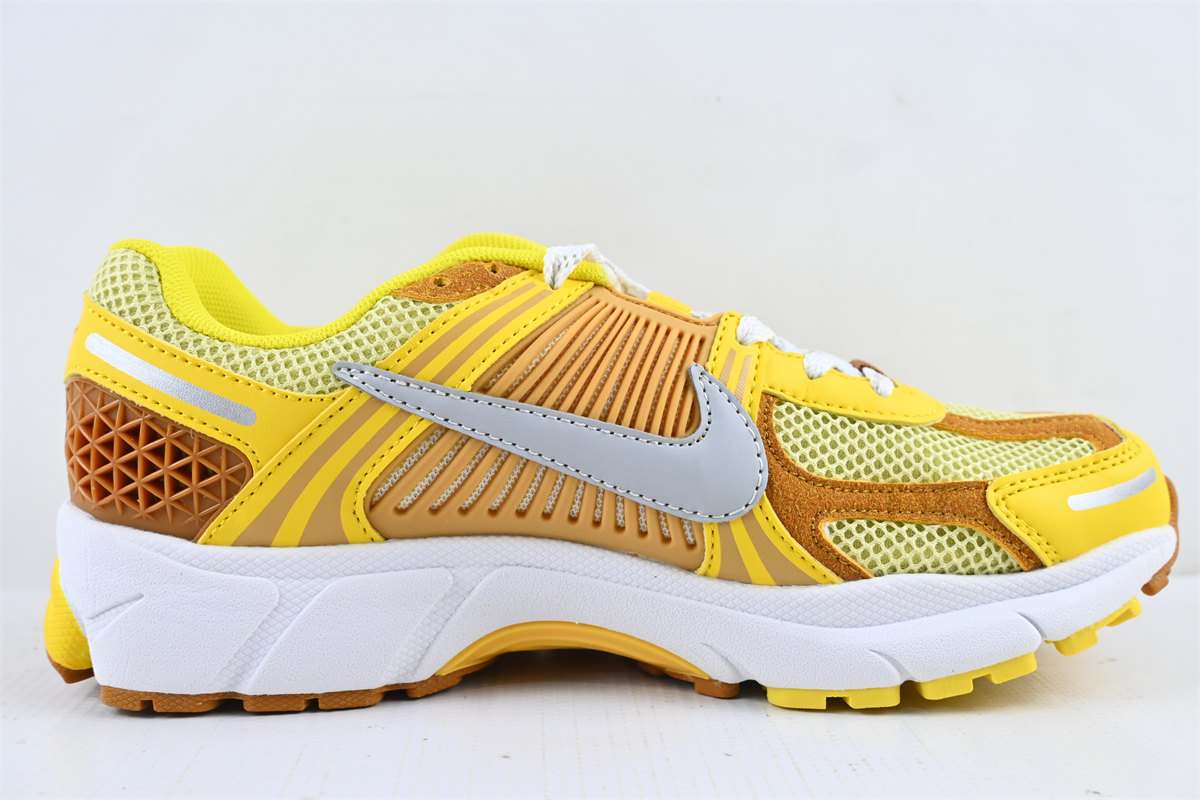 Nike Zoom Vomero 5 Yellow Ochre