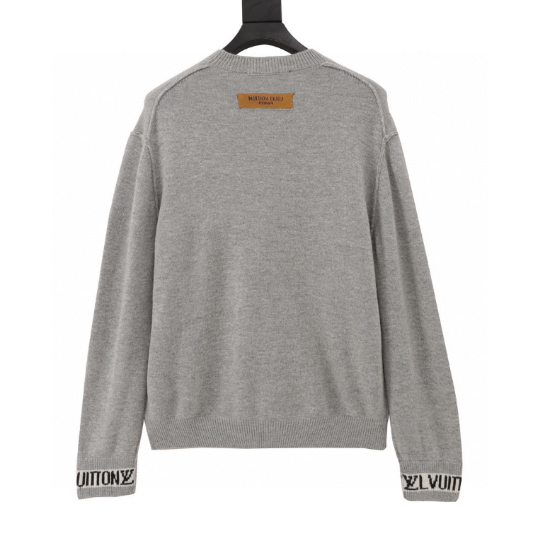 L0vis Vvtt0n Sweater 2024