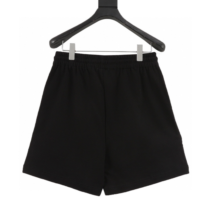 Bv*b*rry Shorts 2025